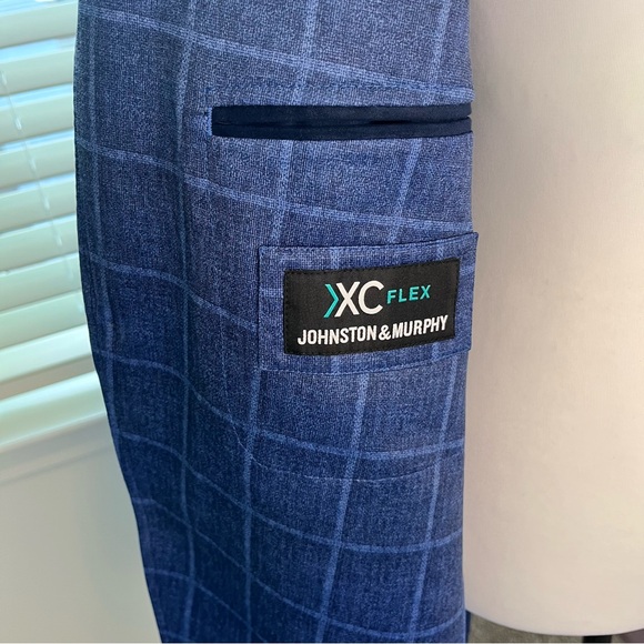 Johnston & Murphy Navy Windowpane Blazer - Picture 5 of 7
